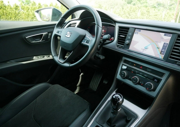 Seat Leon cena 67900 przebieg: 15000, rok produkcji 2020 z Trzemeszno małe 631